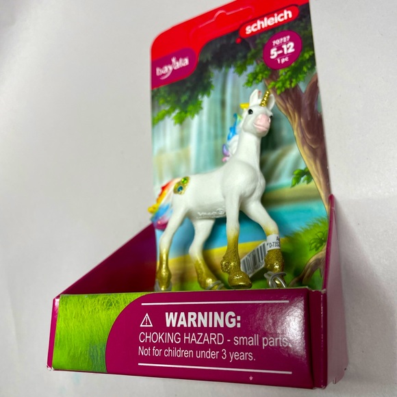 NWT Schleich Bayala Rainbow Love Unicorn Foal Figure # 70727 - Picture 2 of 7